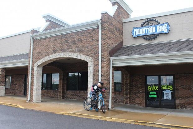 Eureka_MoutainBikeShed_HilltopCenter